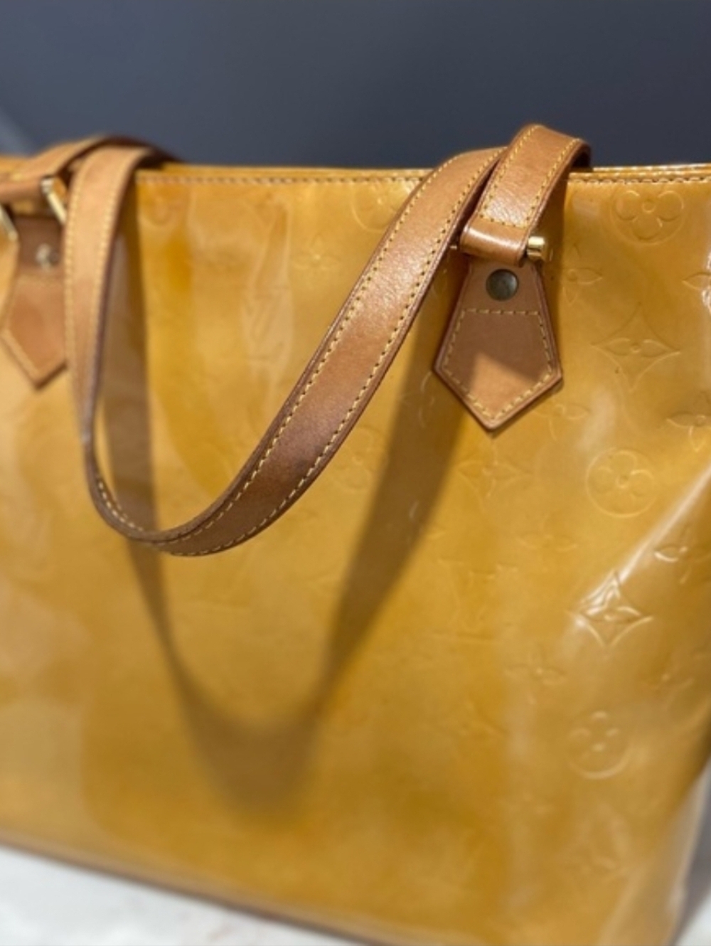 Authentic Louis Vuitton Yellow Monogram Vernis Houston Tote Bag - Picture 2 of 16